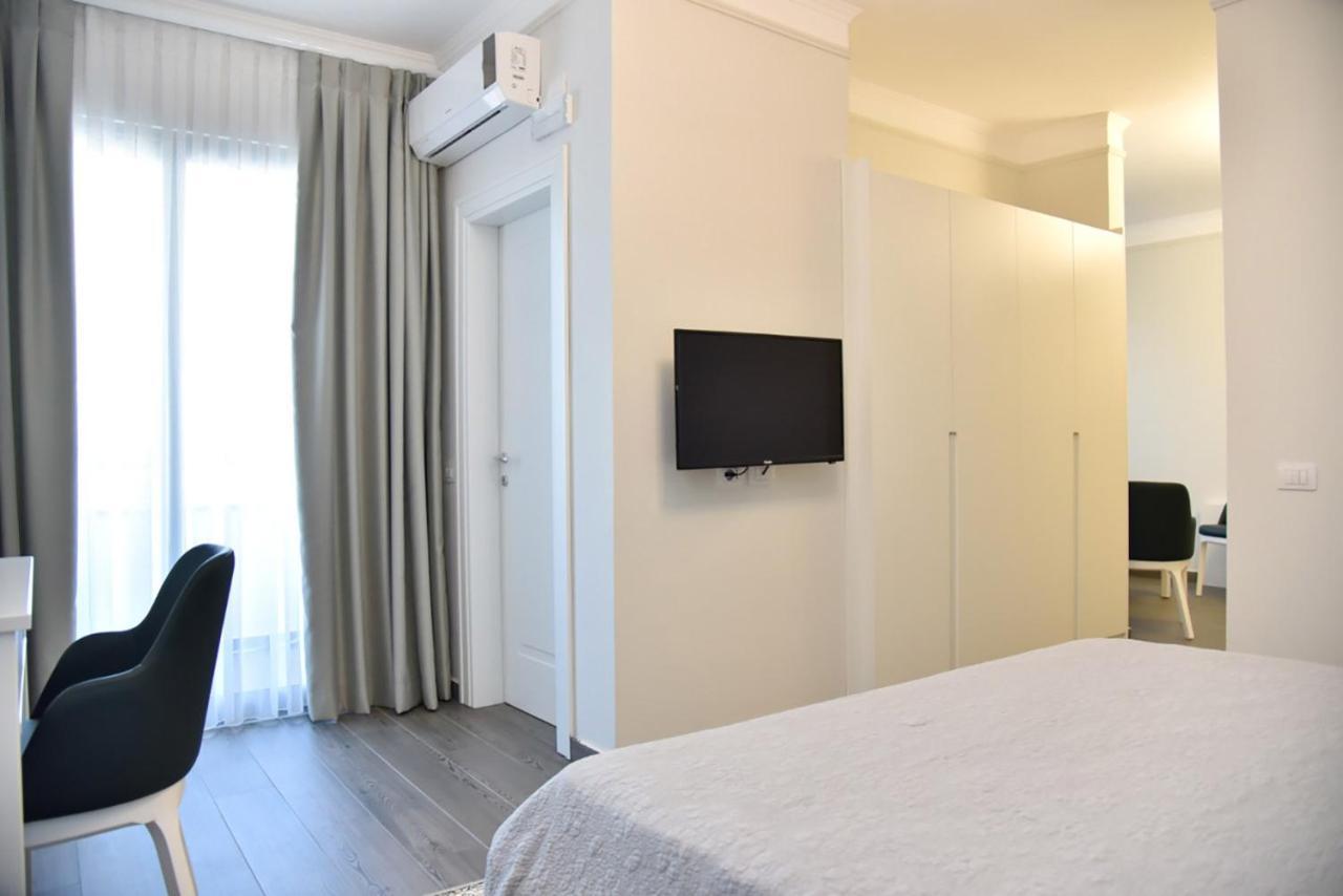 Hotel Imperiale ดูร์เรส ภายนอก รูปภาพ